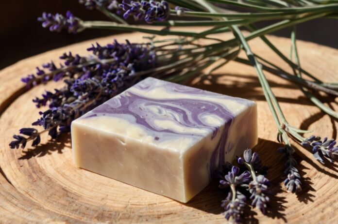 Savon saponifié à froid lavande